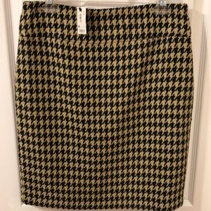 Houndstooth Skirt